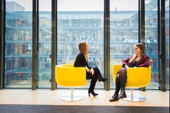 PwC France et Maghreb Logo